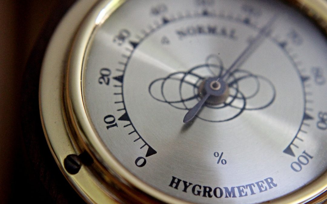 hygrometer tool for measuring humidity